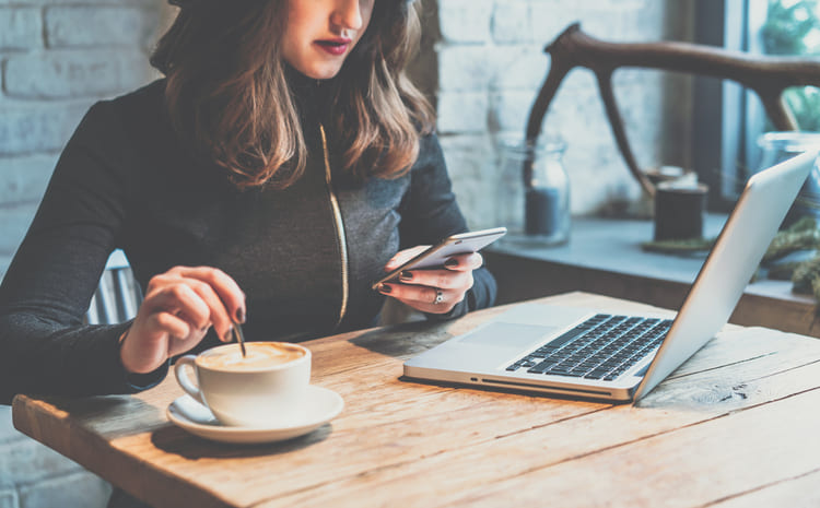 Travailler au café